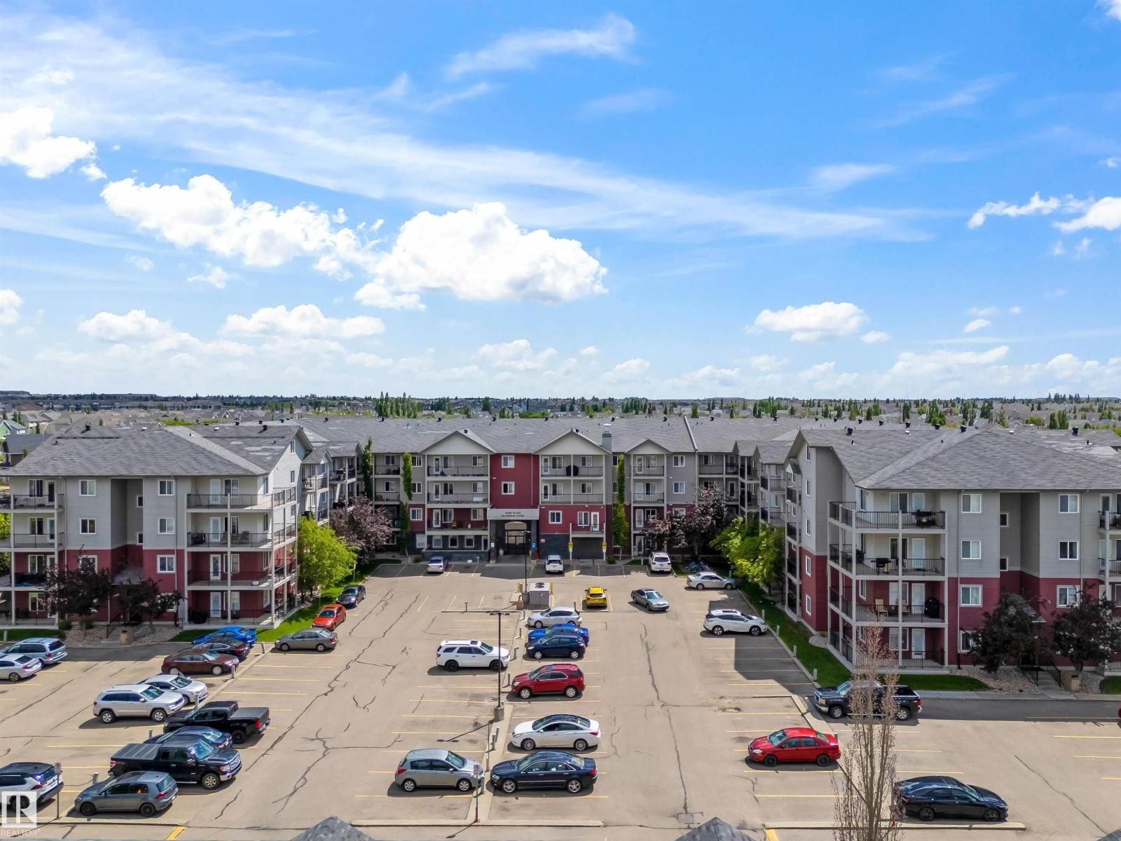 117 EDWARDS DR, Edmonton, Alberta T6X 0C4