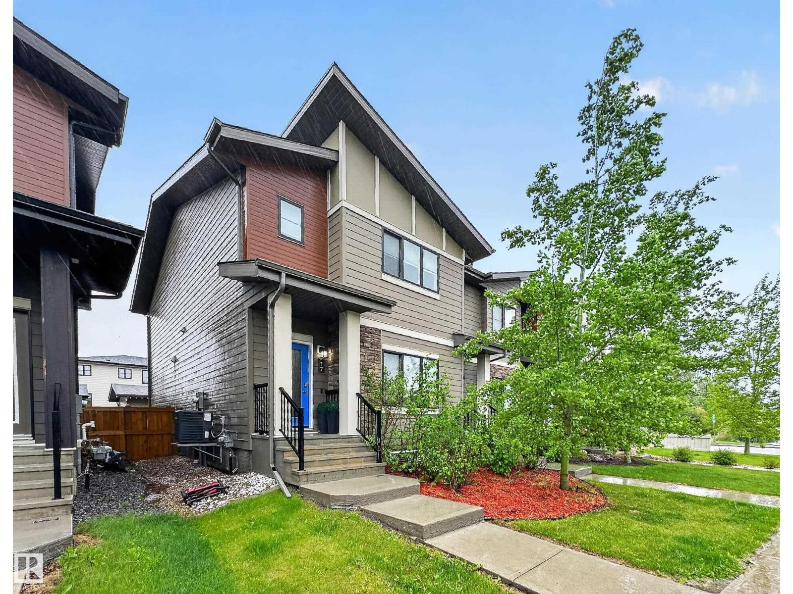 17 AMESBURY WD, Sherwood Park, Alberta T8B 0B5
