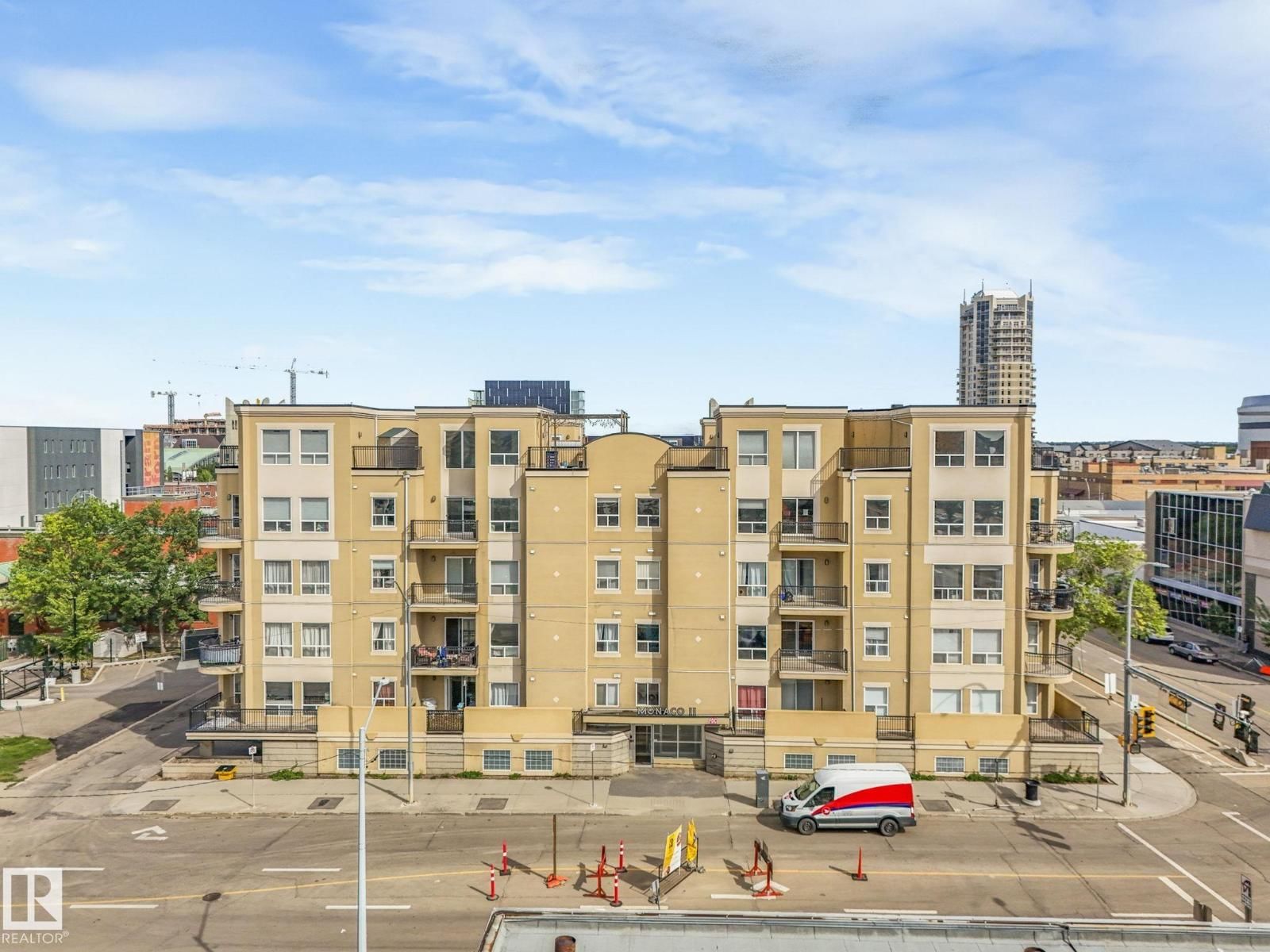 10606 102 AV, Edmonton, Alberta T5J 5E9