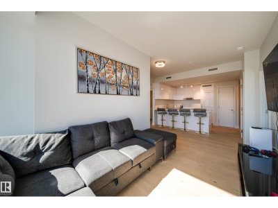 3505 10360 102 ST NW | Edmonton Alberta | Slide Image Seven