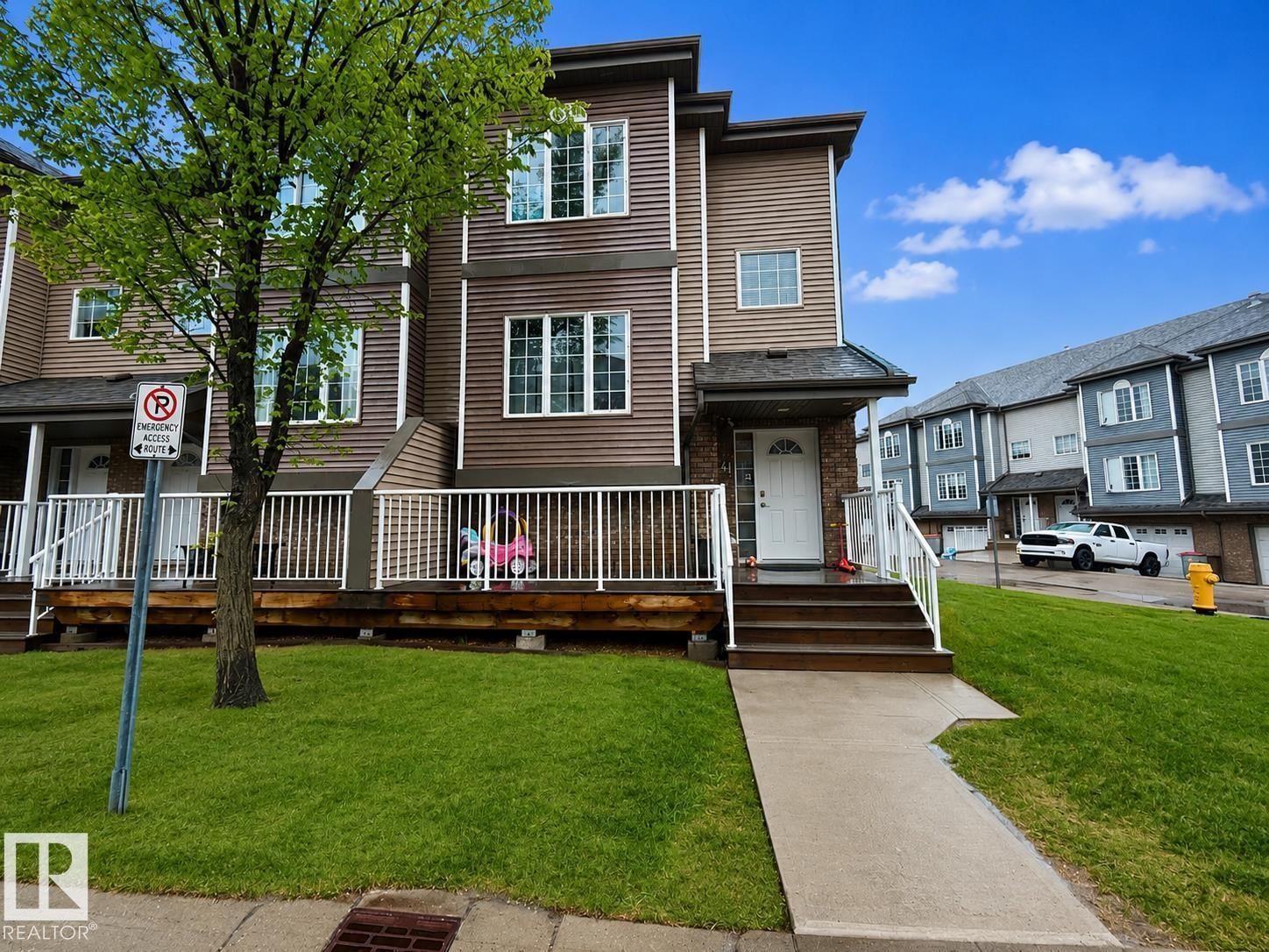 5102 30 AV, Beaumont, Alberta T4X 0A9