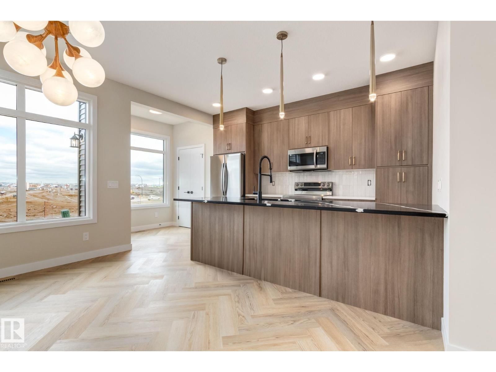 62 Cessy ST, St. Albert, Alberta T8T 2E2