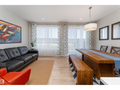 2520 152 AV | Edmonton Alberta | Slide Image Seven