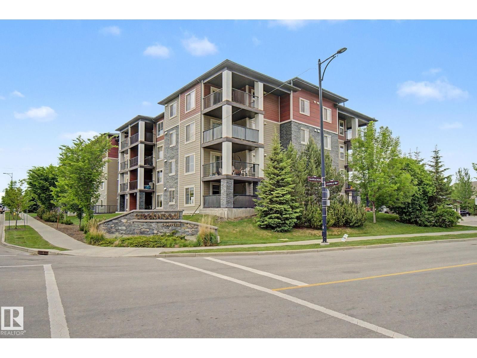 110 CHAPPELLE RD SW, Edmonton, Alberta T6W 3L5