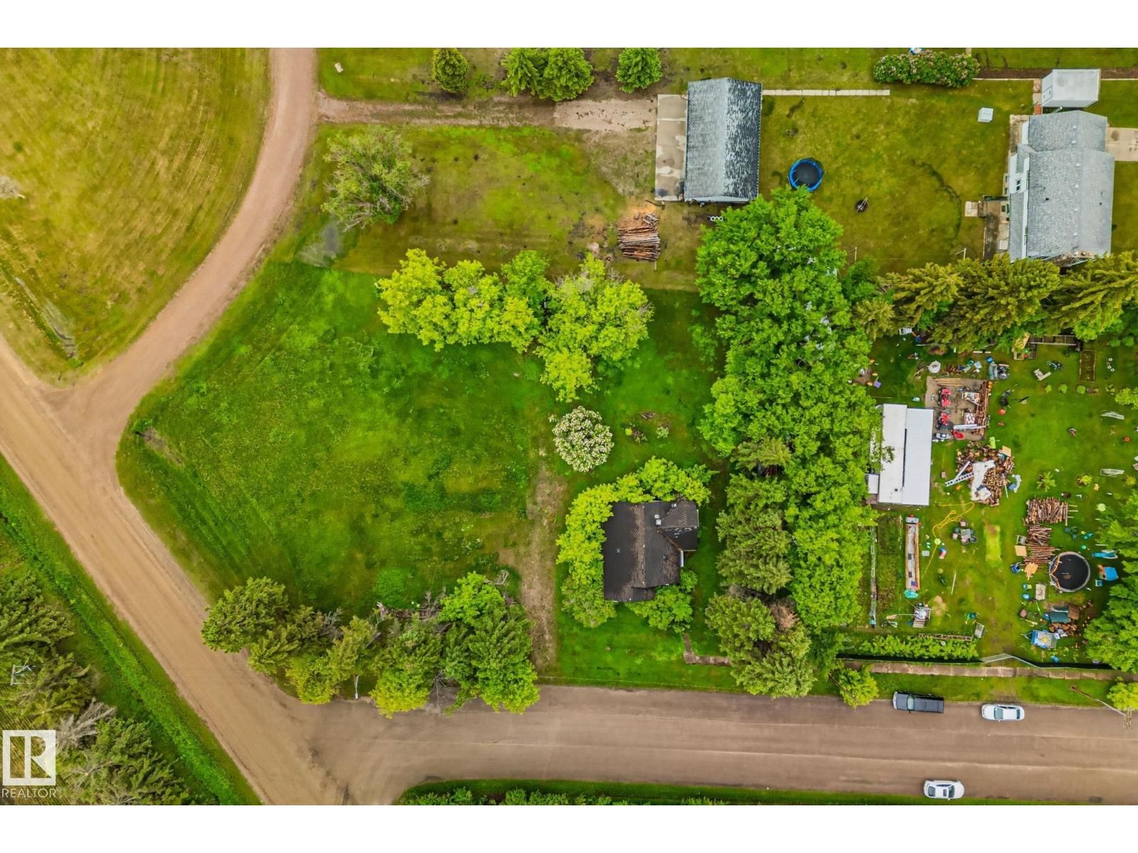 5305 51 ST, Willingdon, Alberta T0B 4R0