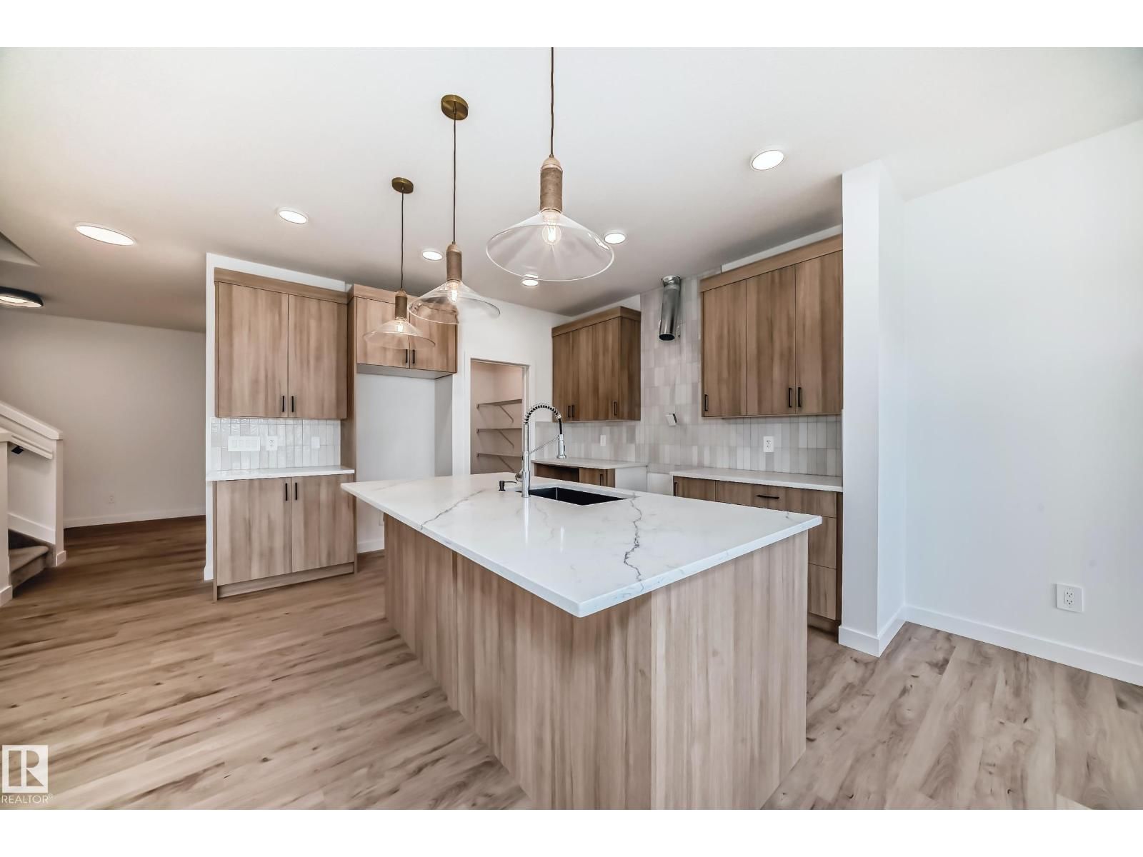 8255 Kiriak LO, Edmonton, Alberta T6W 5S2