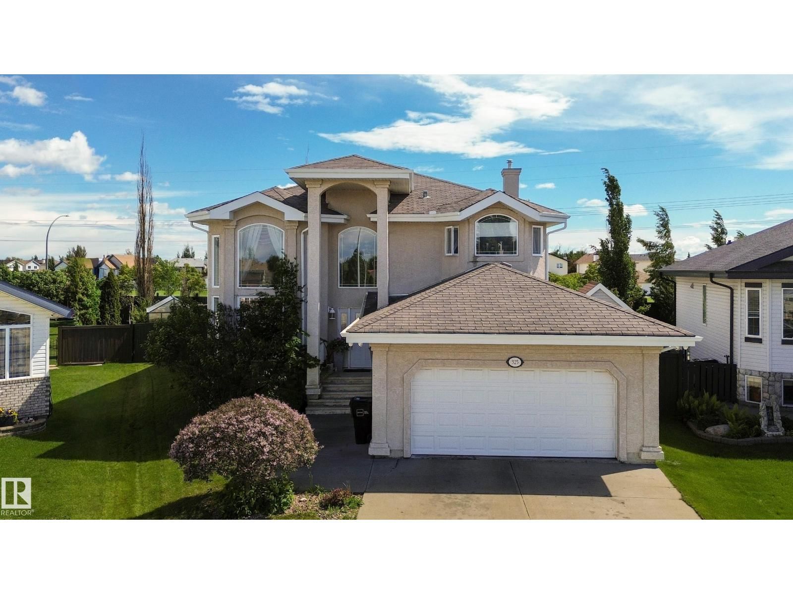 325 CUTTS CO, Edmonton, Alberta T6V 1M7