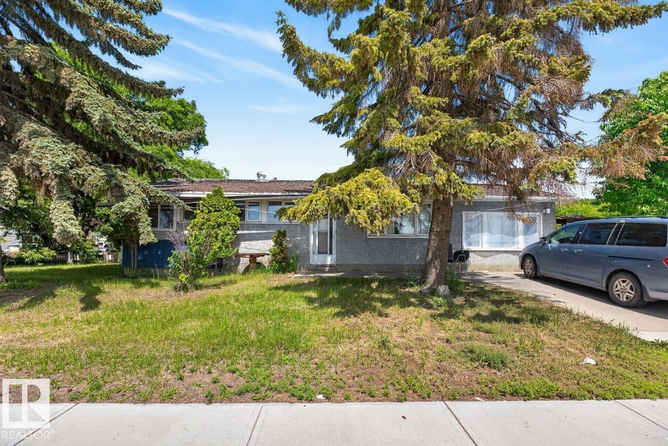 11408 127 AV, Edmonton, Alberta T5E 0C6