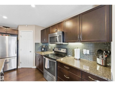 3039 Harvey CR | Edmonton Alberta | Slide Image Eight