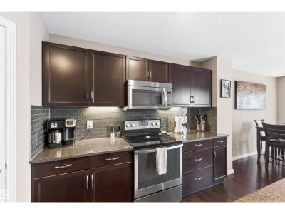 3039 Harvey CR | Edmonton Alberta | Slide Image Nine