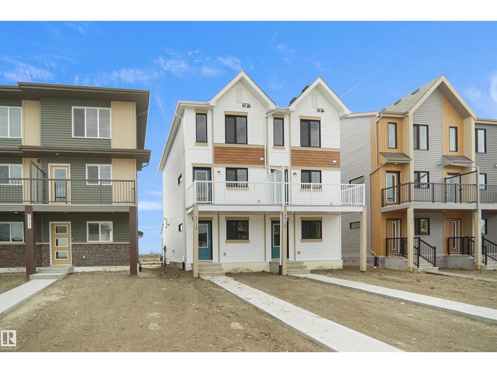 21032 24 AV, Edmonton, Alberta T6M 3L5