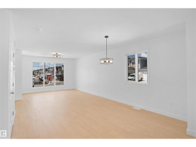 22509 83A AV | Edmonton Alberta | Slide Image Seven