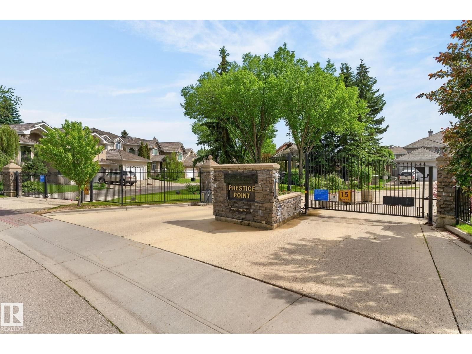 6 Prestige Point NW, Edmonton, Alberta T6M 2T3