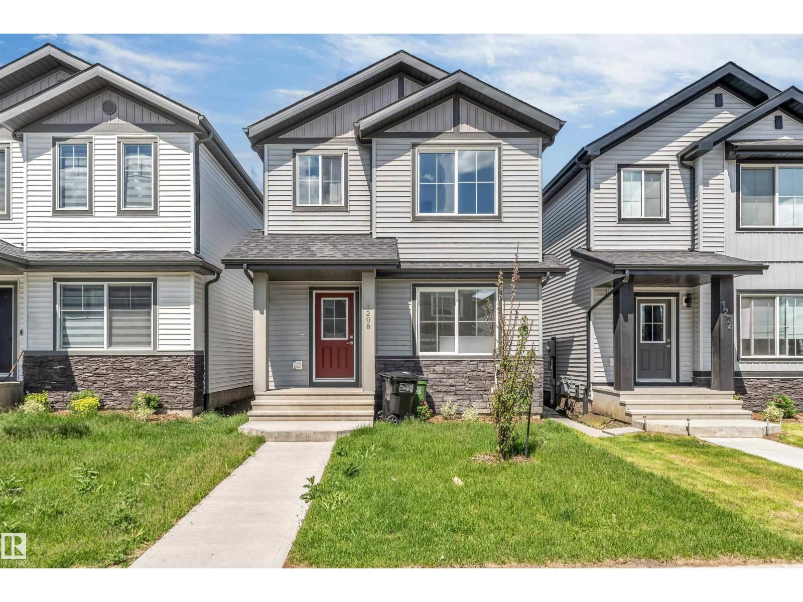 1208 14 AVE, Edmonton, Alberta T6T 2W2