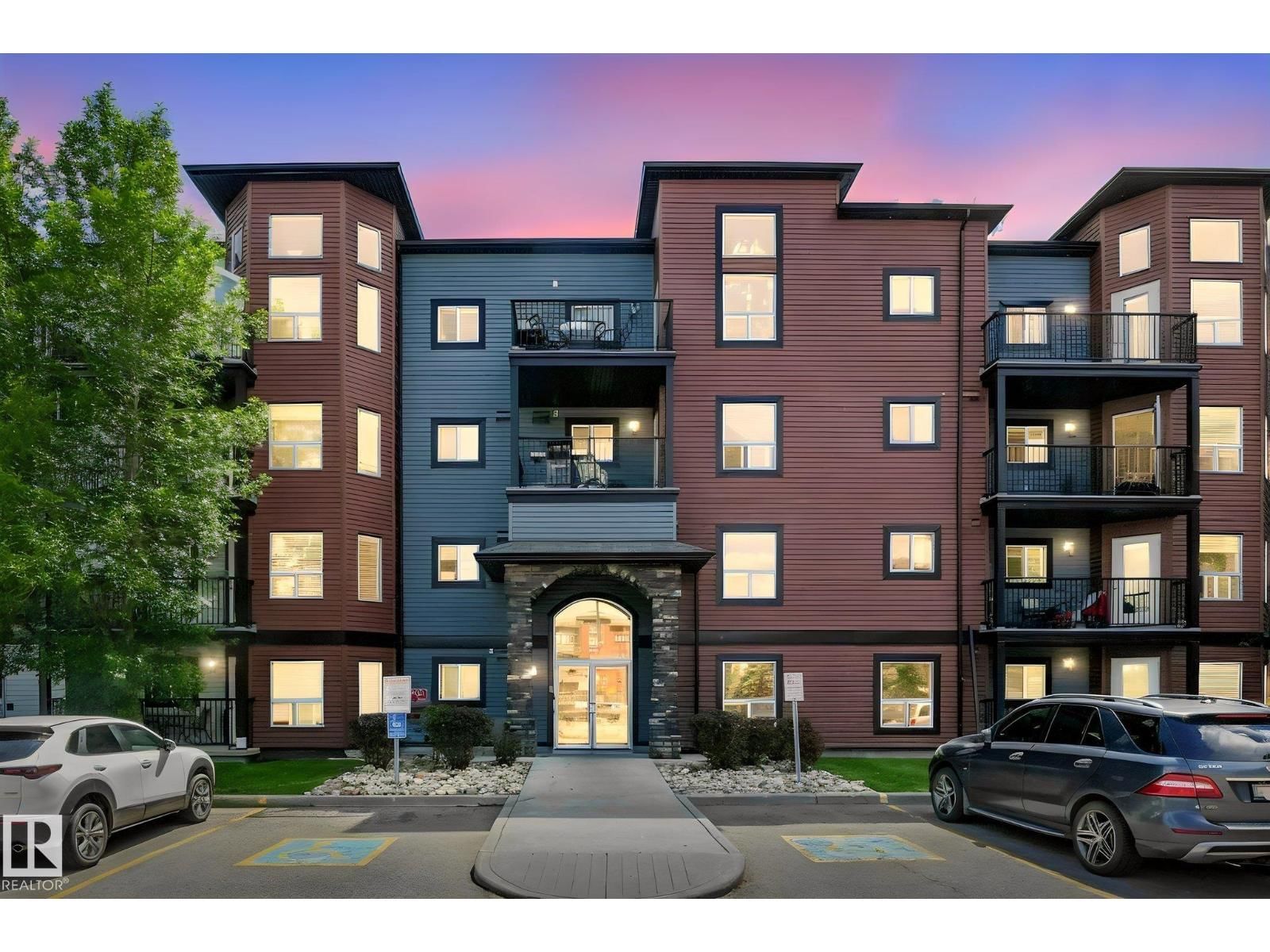 417 Silver Berry RD, Edmonton, Alberta T6T 0H1