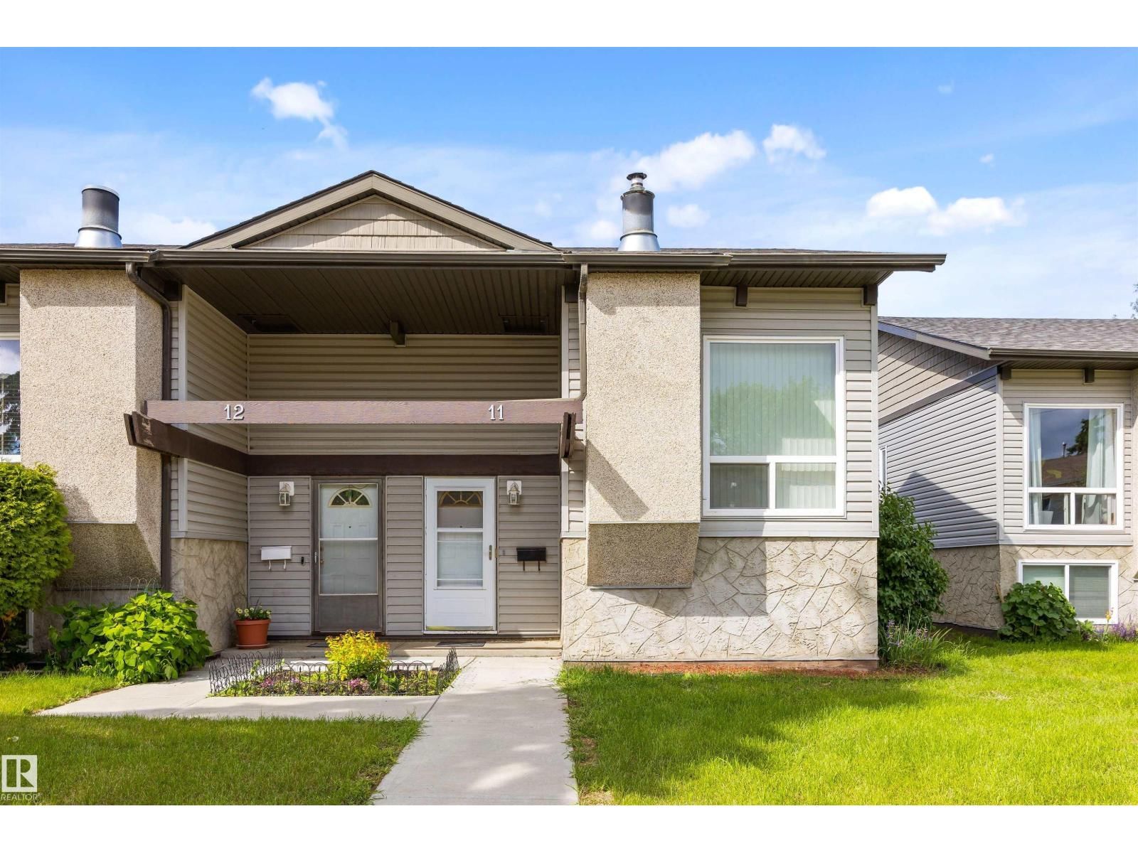 11 NORTHWOODS VG, Edmonton, Alberta T5X 1T2