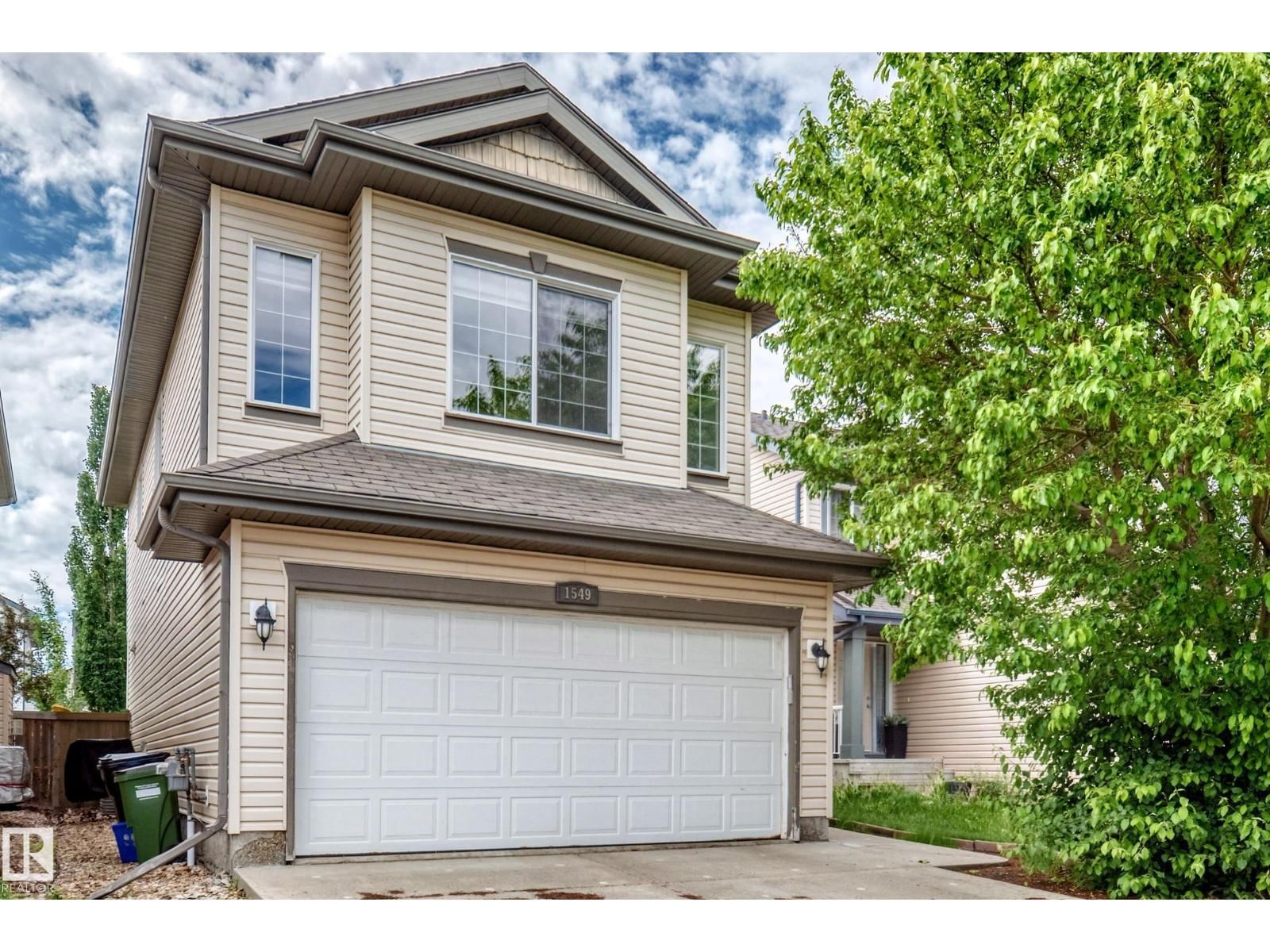 1549 37C AV, Edmonton, Alberta T6T 0E1