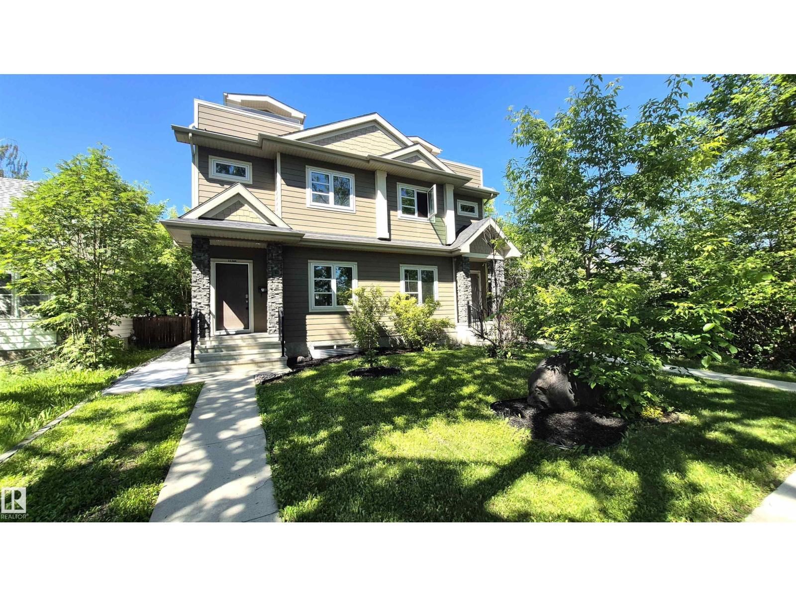 11246 78 AV, Edmonton, Alberta T6G 0M7