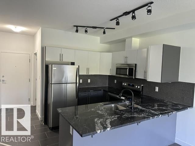 10611 117 ST, Edmonton, Alberta T5H 0G6