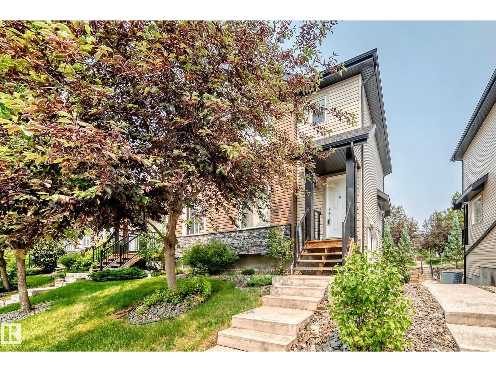 8716 179 AV, Edmonton, Alberta T5Z 0J3