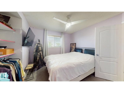 1808 36 AV NW | Edmonton Alberta | Slide Image Thirty