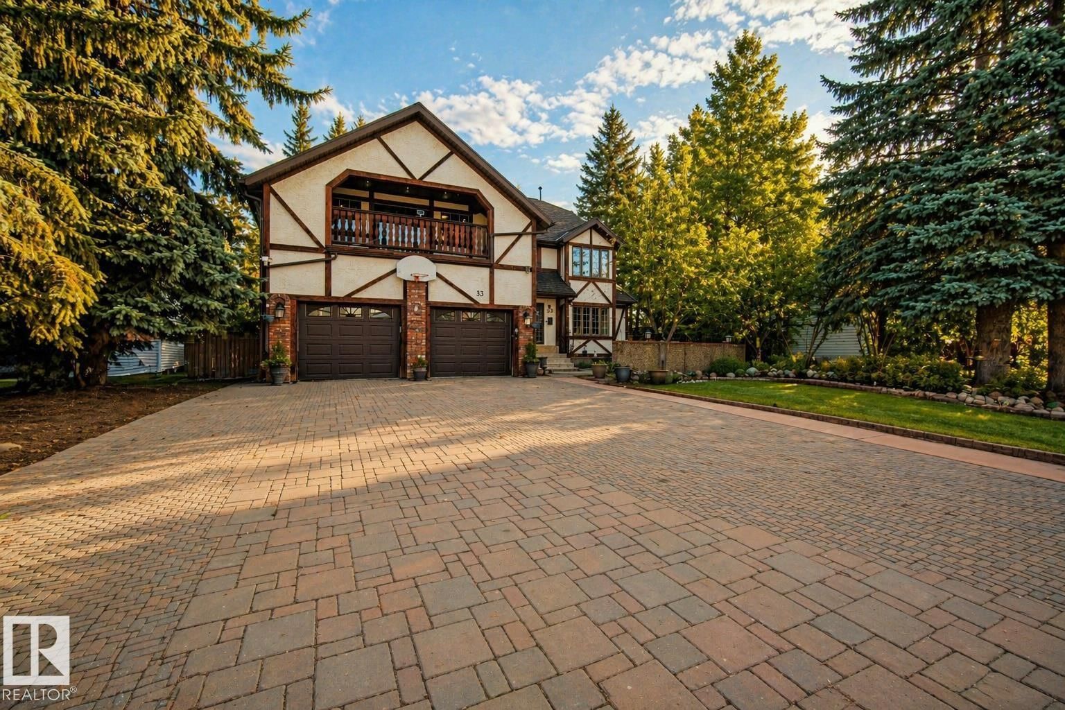 33 GLEN MEADOW CR, St. Albert, Alberta T8N 3A2