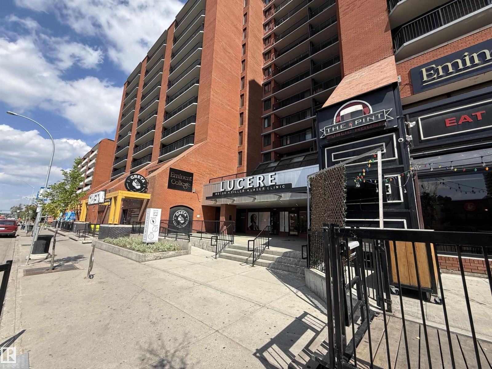 10145 109 st NW, Edmonton, Alberta T5J 3M5