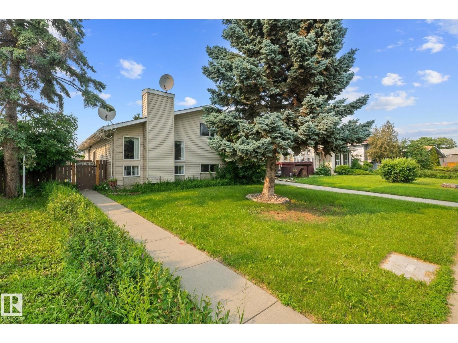 18126 98 AV, Edmonton, Alberta T5T 3H6