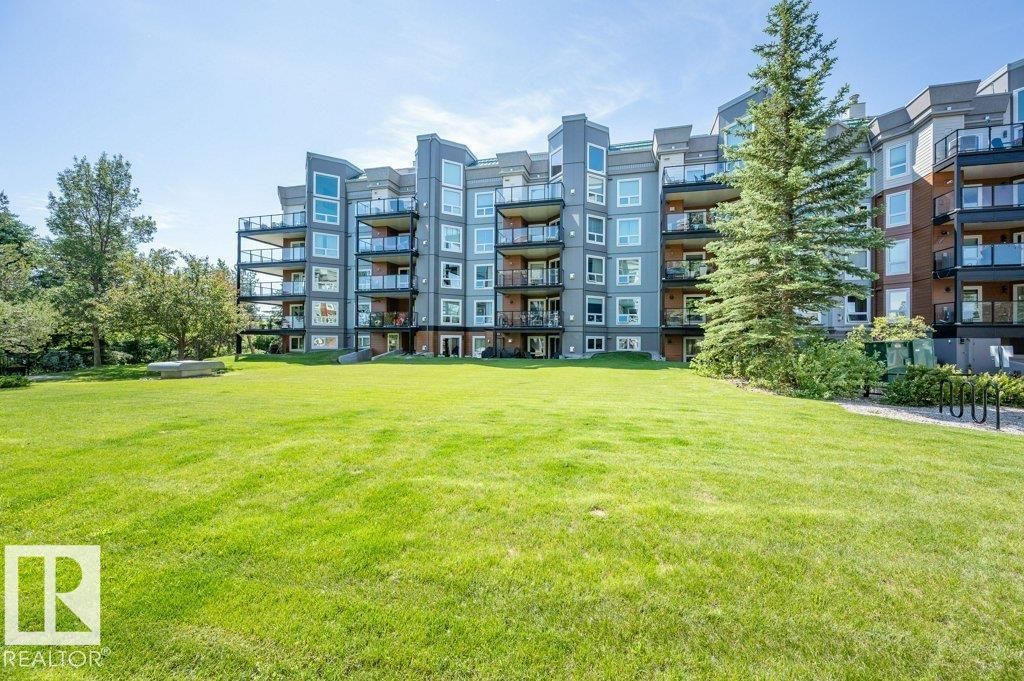 7839 96 ST, Edmonton, Alberta T6C 4R4