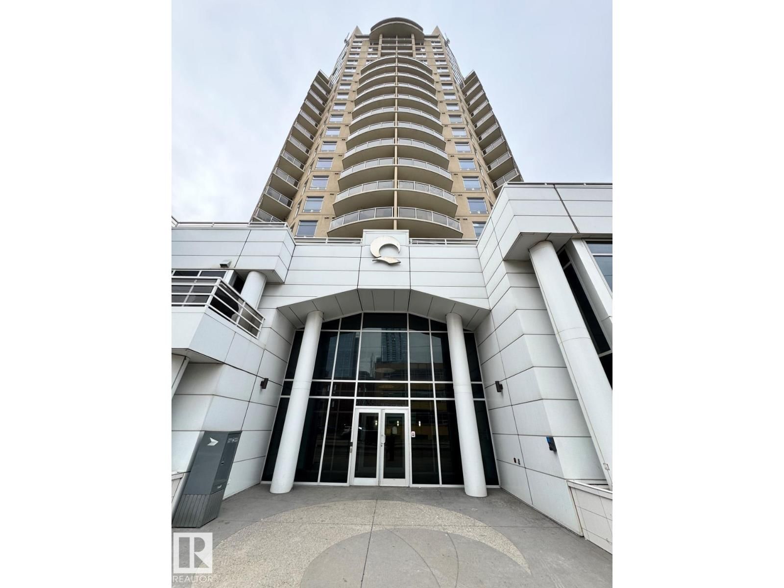 1804 105 ST, Edmonton, Alberta T5J 0C2
