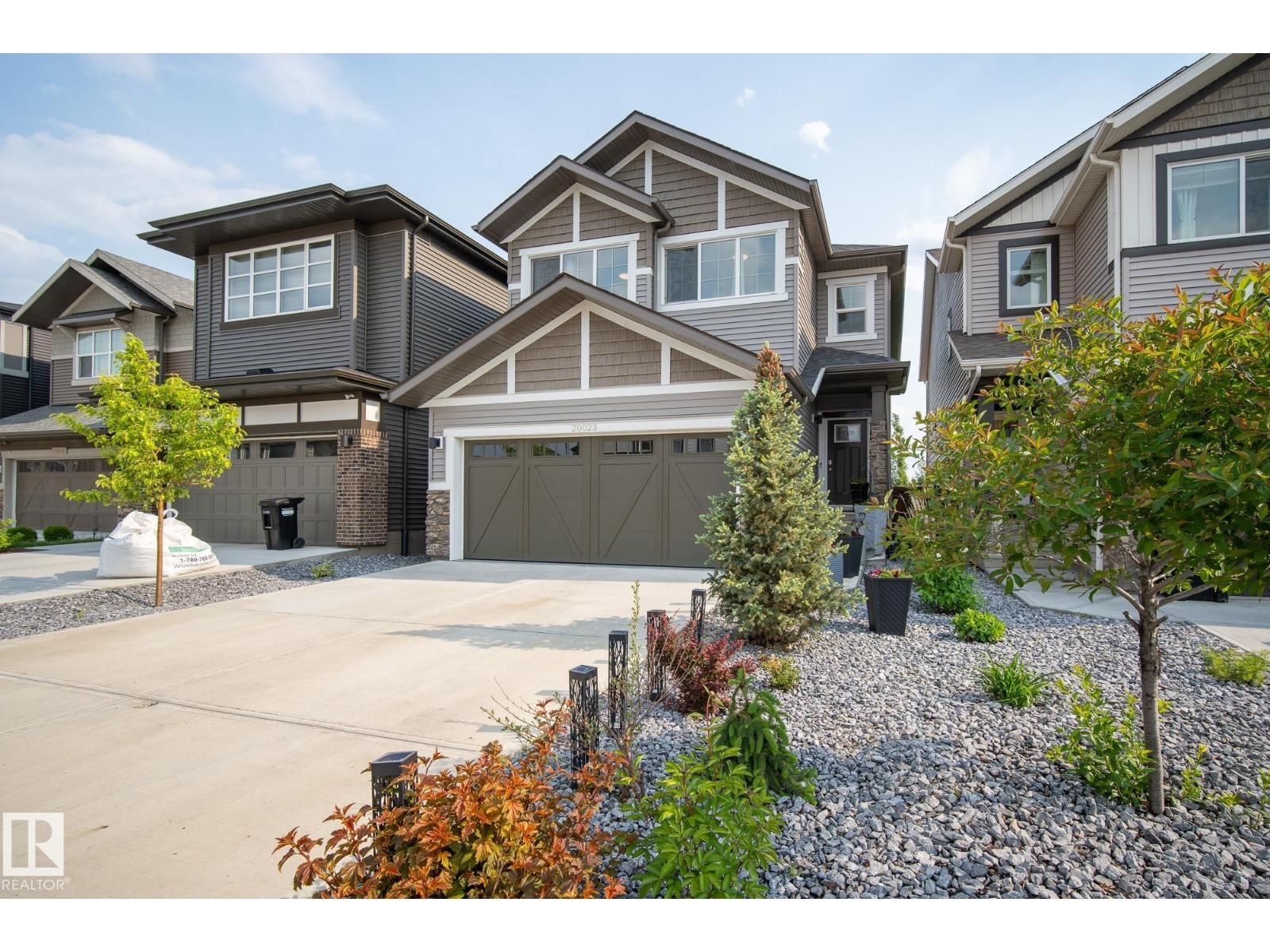20023 26 AV, Edmonton, Alberta T6M 1K3