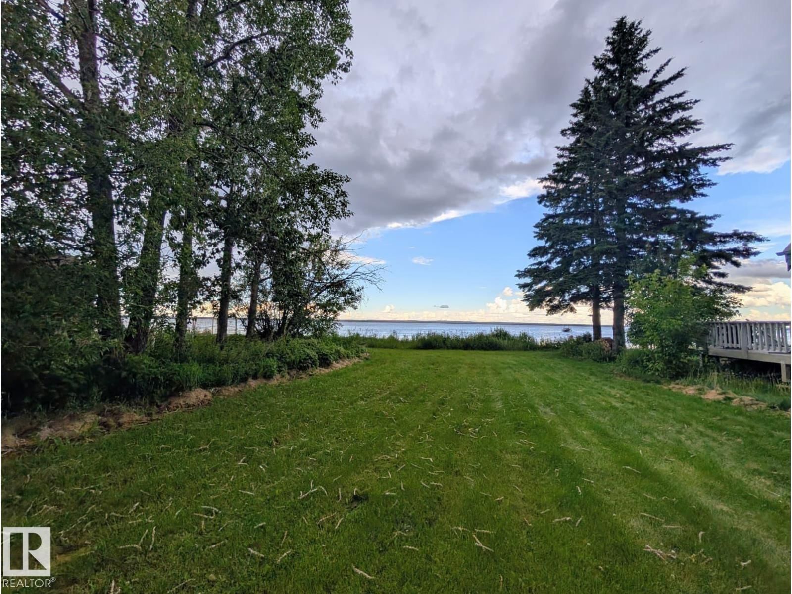 334 CRYSTAL SPRINGS DR, Rural Wetaskiwin County, Alberta T0C 2V0