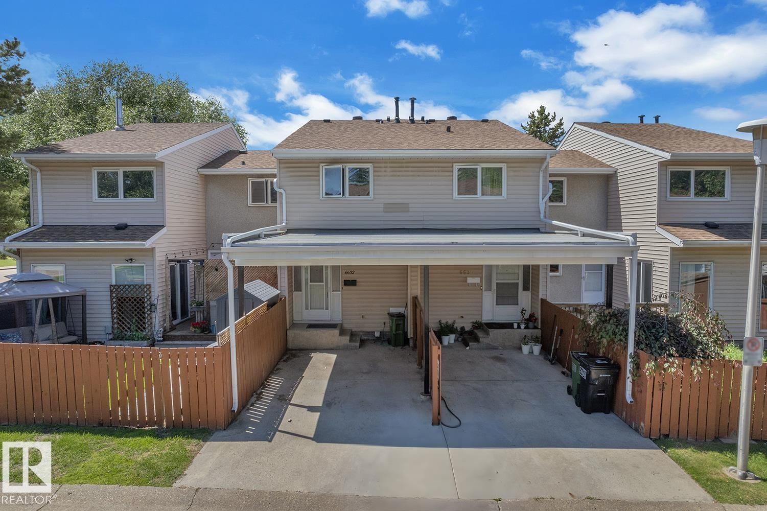 6632 36A AV, Edmonton, Alberta T6K 1S3