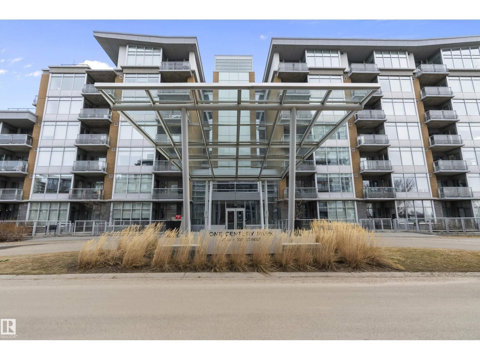 2510 109 ST NW, Edmonton, Alberta T6J 2X1