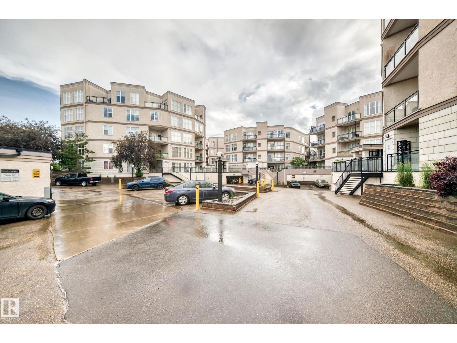 4831 104A ST NW, Edmonton, Alberta T6H 0R5