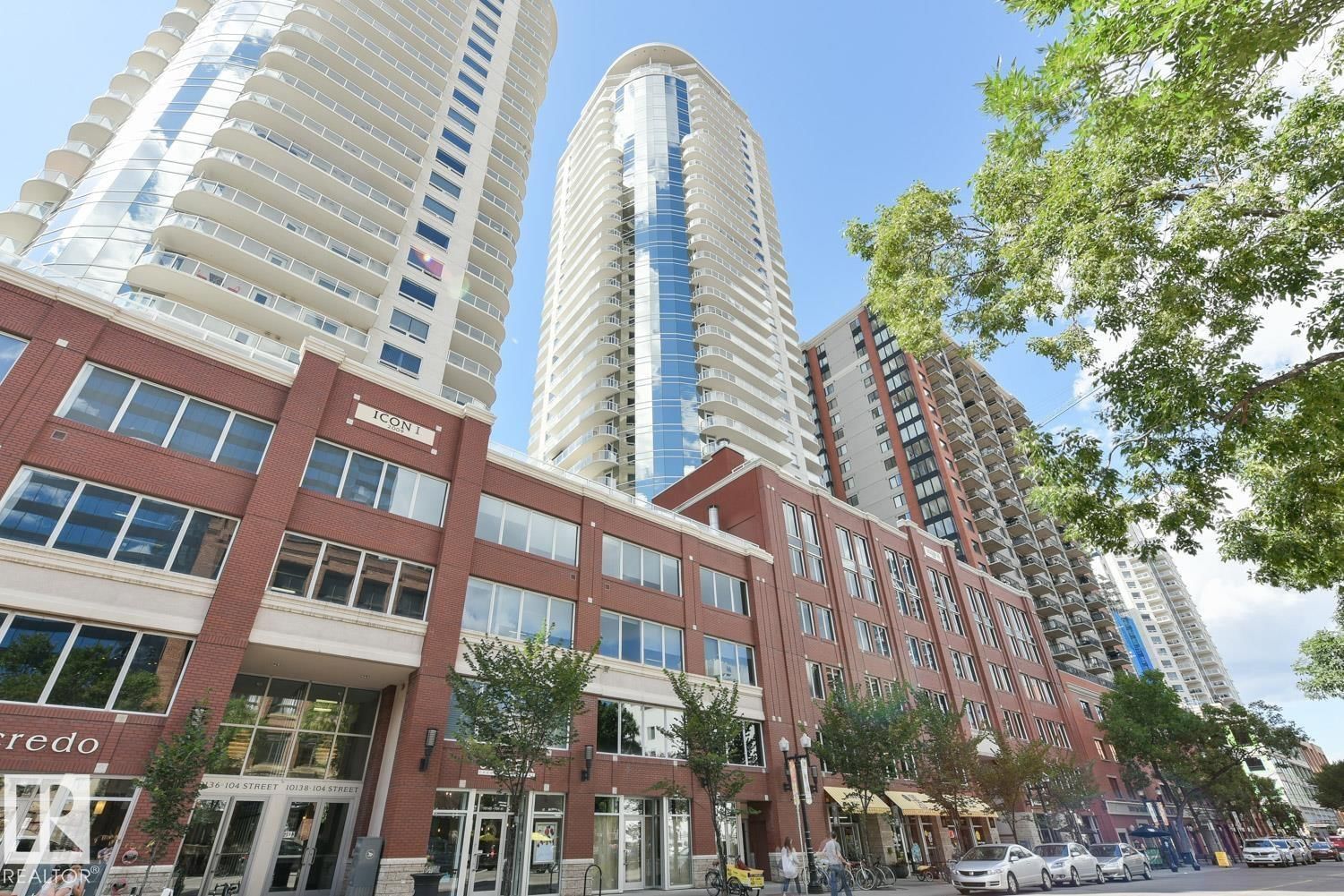 2204 104 ST NW, Edmonton, Alberta T5J 0B6