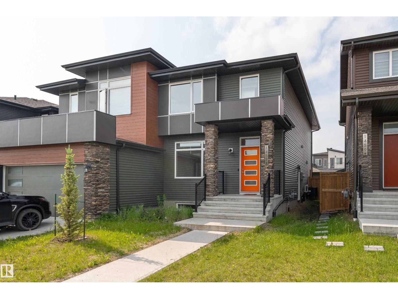 1457 KESWICK DR, Edmonton, Alberta T6W 4Y8