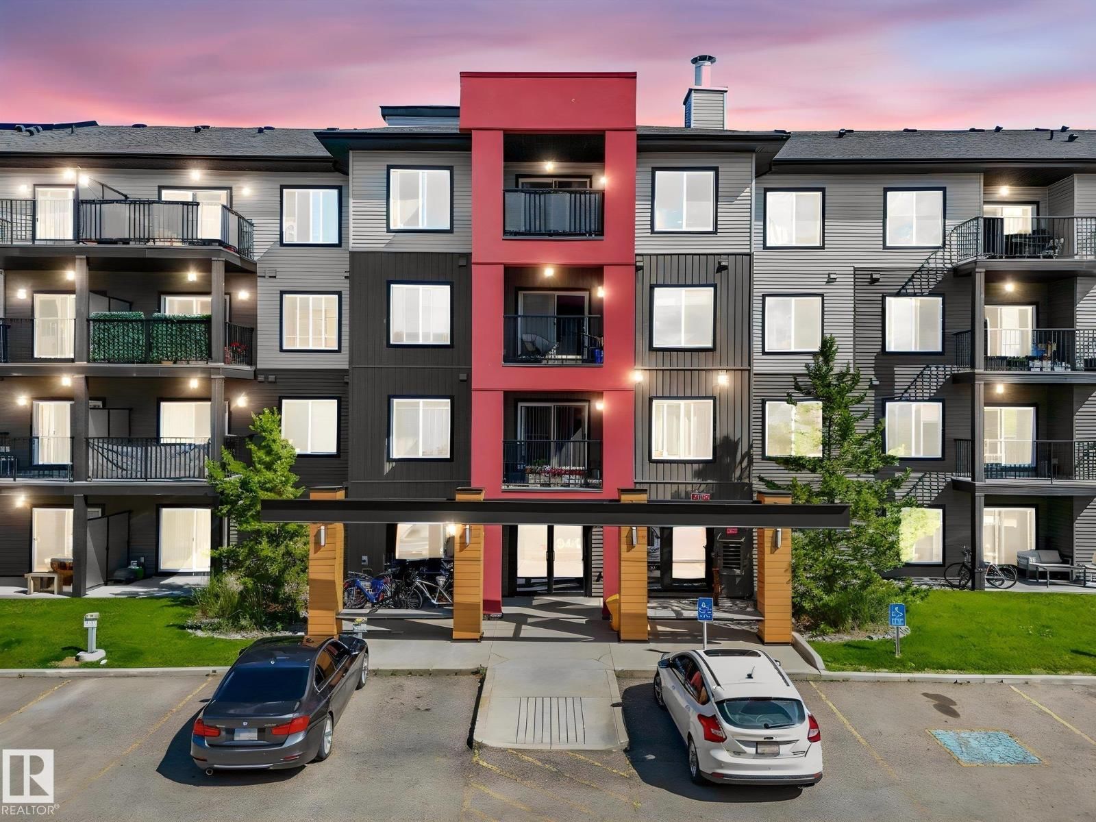 344 WINDERMERE RD, Edmonton, Alberta T6W 2P2