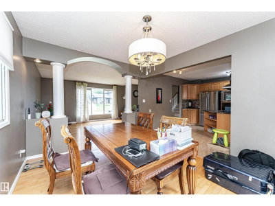 11512 24 AV | Edmonton Alberta | Slide Image Twelve