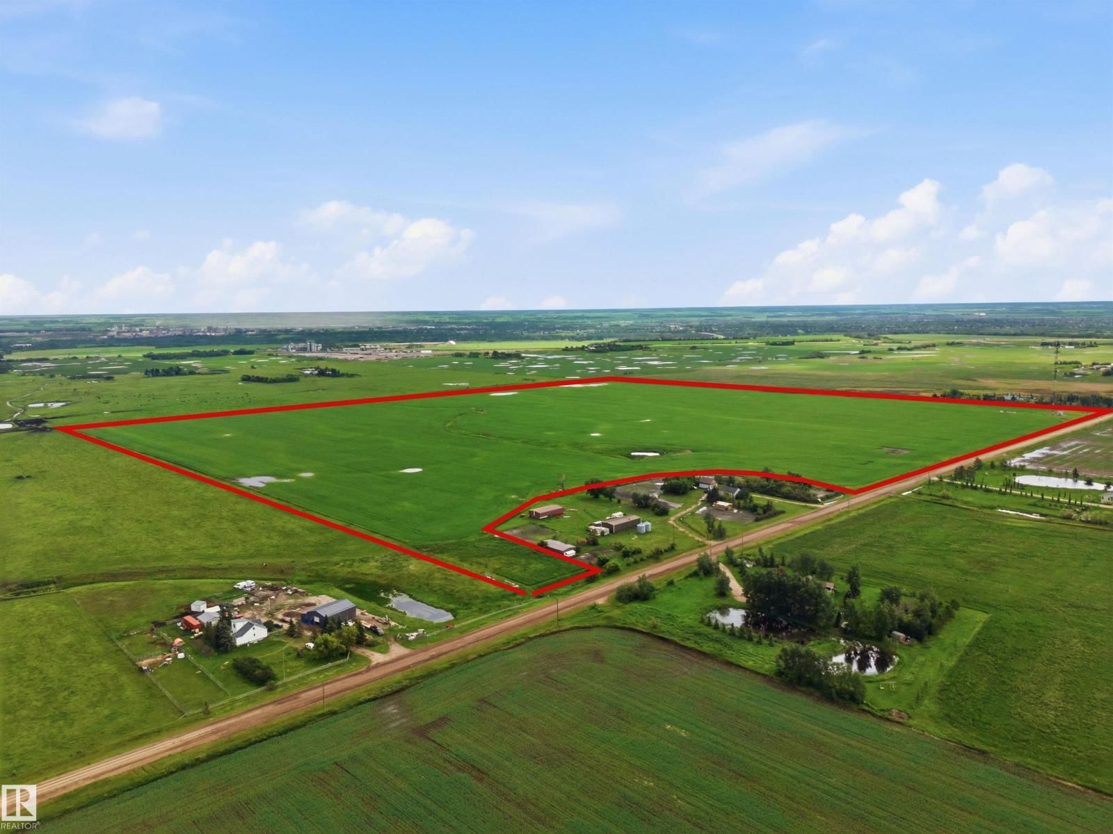 55111 Range Road 230, Rural Sturgeon County, Alberta T8L 5E5