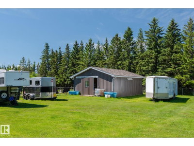 860 41 AV | Edmonton Alberta | Slide Image Fifty-nine
