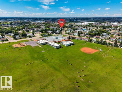 13580 38 ST NW | Edmonton Alberta | Slide Image Thirty-five