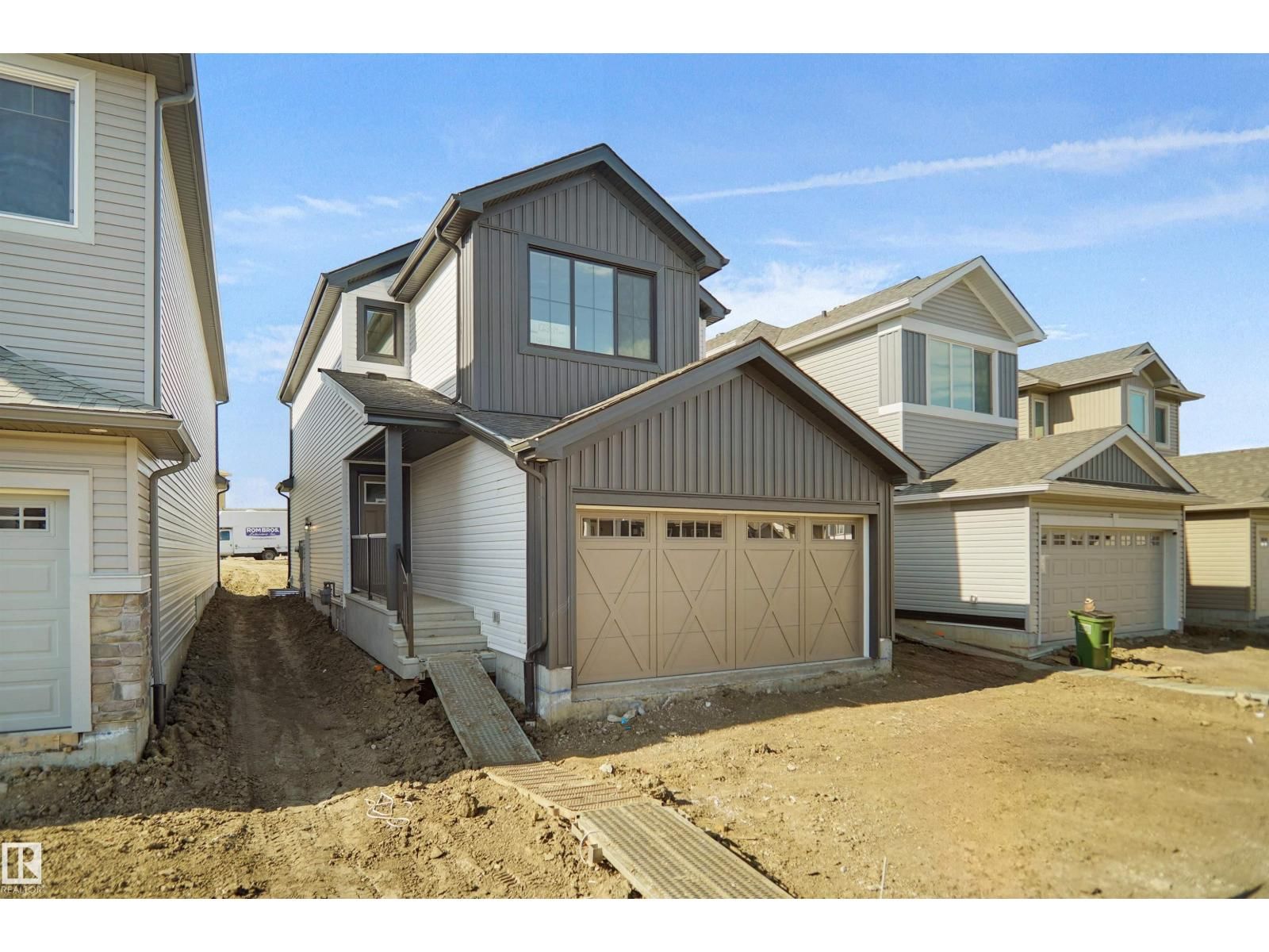 17703 7 ST, Edmonton, Alberta T5Y 4E7