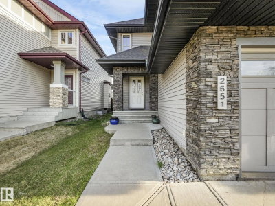 2651 ANDERSON CR | Edmonton Alberta | Slide Image Five