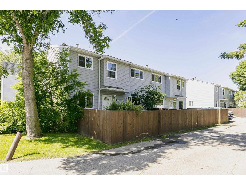 5418 144B AV Edmonton Alberta, T6A 3N3 - 3 Bedrooms Condo For Sale