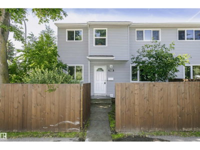 5418 144B AV | Edmonton Alberta | Slide Image Three