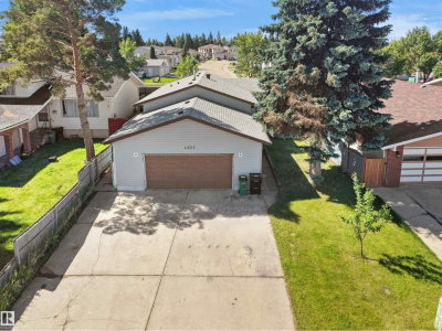 4827 17 AV | Edmonton Alberta | Slide Image Two