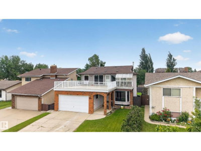 3841 62 ST | Edmonton Alberta | Slide Image Two