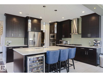 1304 AINSLIE WD | Edmonton Alberta | Slide Image Four