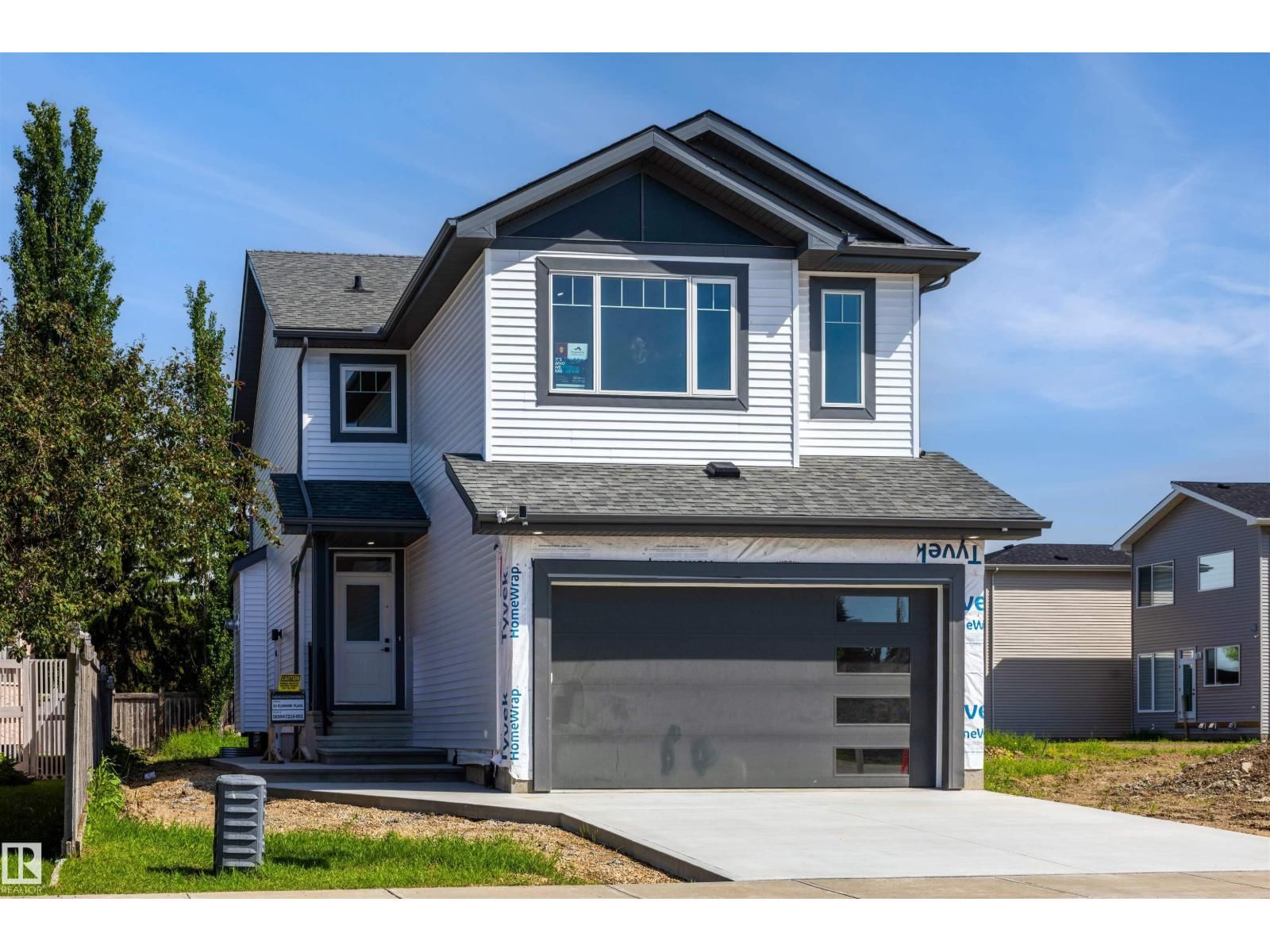 30 ELSINORE PL, Edmonton, Alberta T5X 0M6